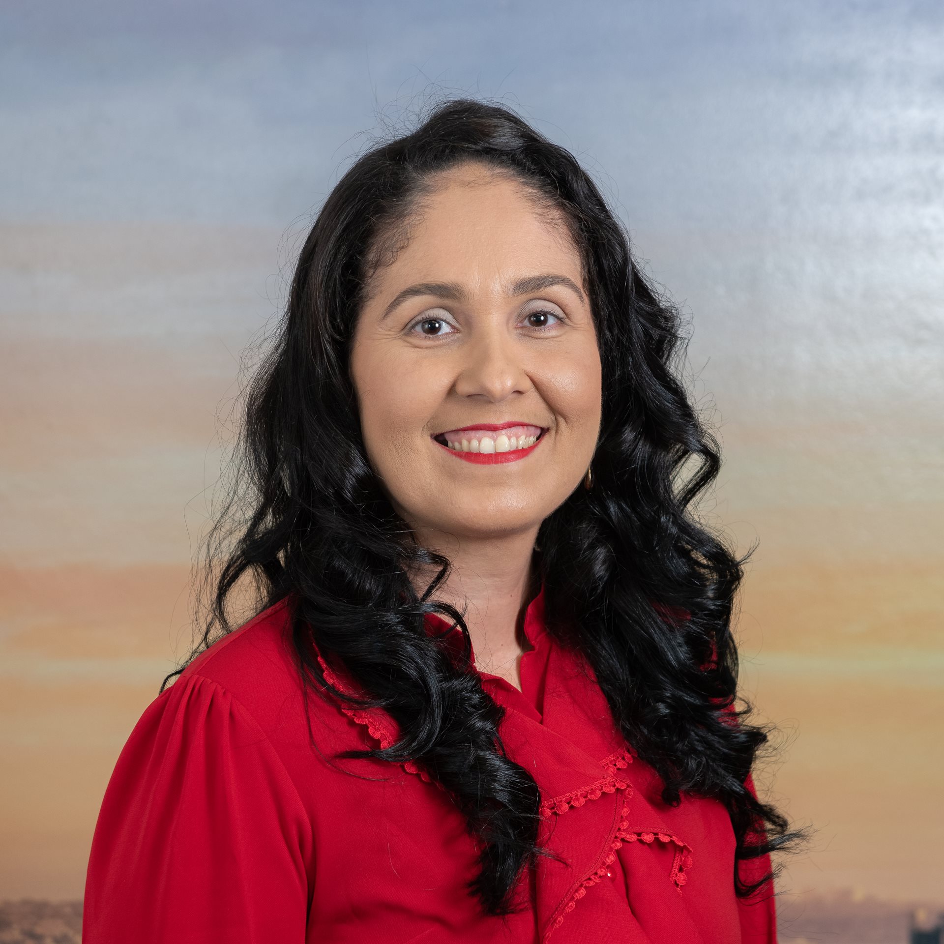 Sonia Moniz de Faria, Senior Financial Analyst